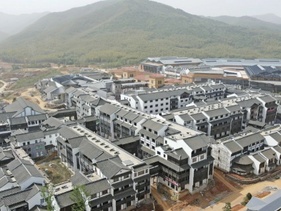 宜興窯湖小鎮(zhèn)二標(biāo)段配電房國(guó)慶前順利完成送電！